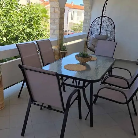 דירה Near In Vir-insel 55360